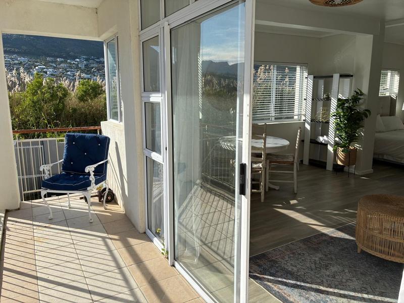 To Let 1 Bedroom Property for Rent in Beach Estate Western Cape